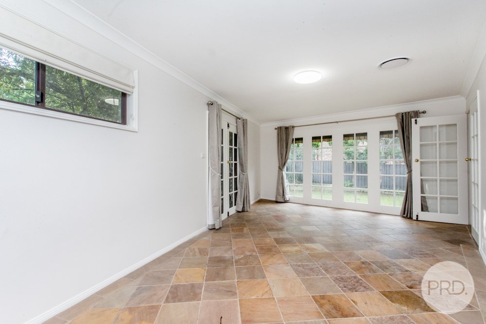 7 Parklands Avenue LEONAY 6