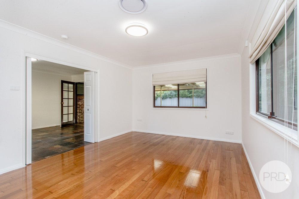 7 Parklands Avenue LEONAY 10