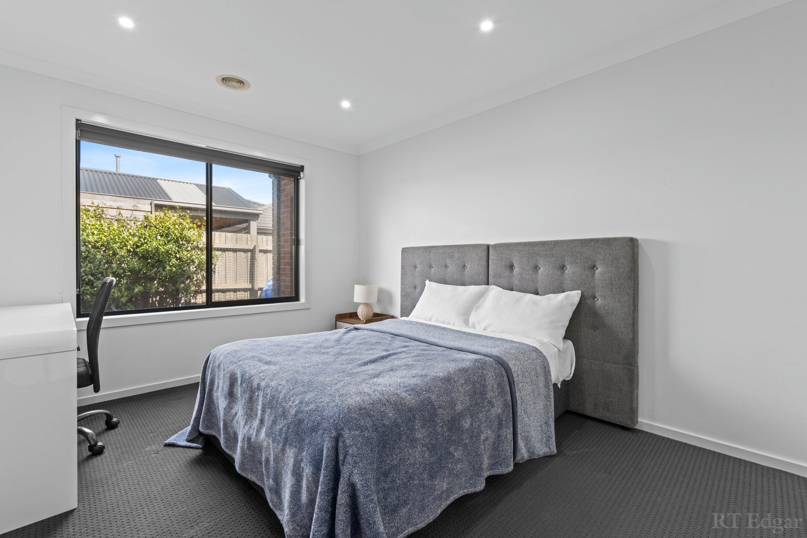 Real Estate and Property in 7 Parkside Boulevard, Ocean Grove, VIC