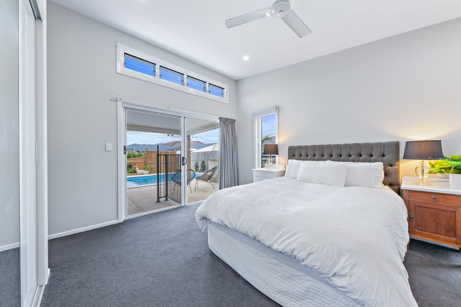 7 Pearl Street CANNONVALE 4