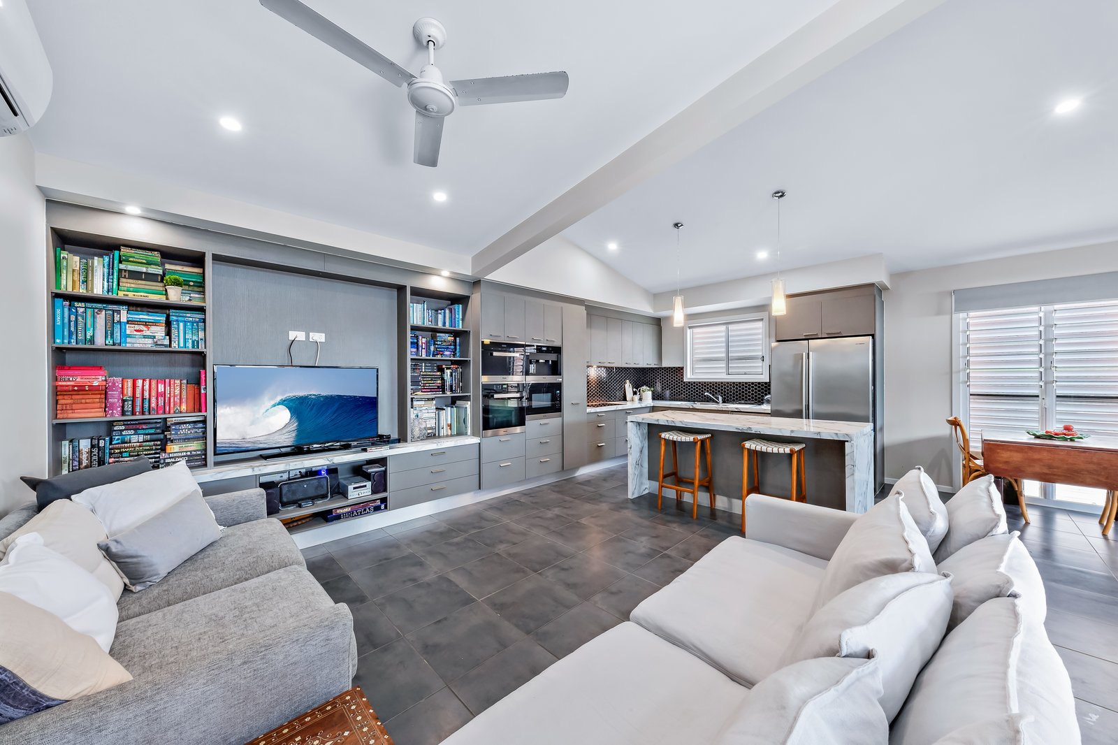 7 Pearl Street CANNONVALE 14