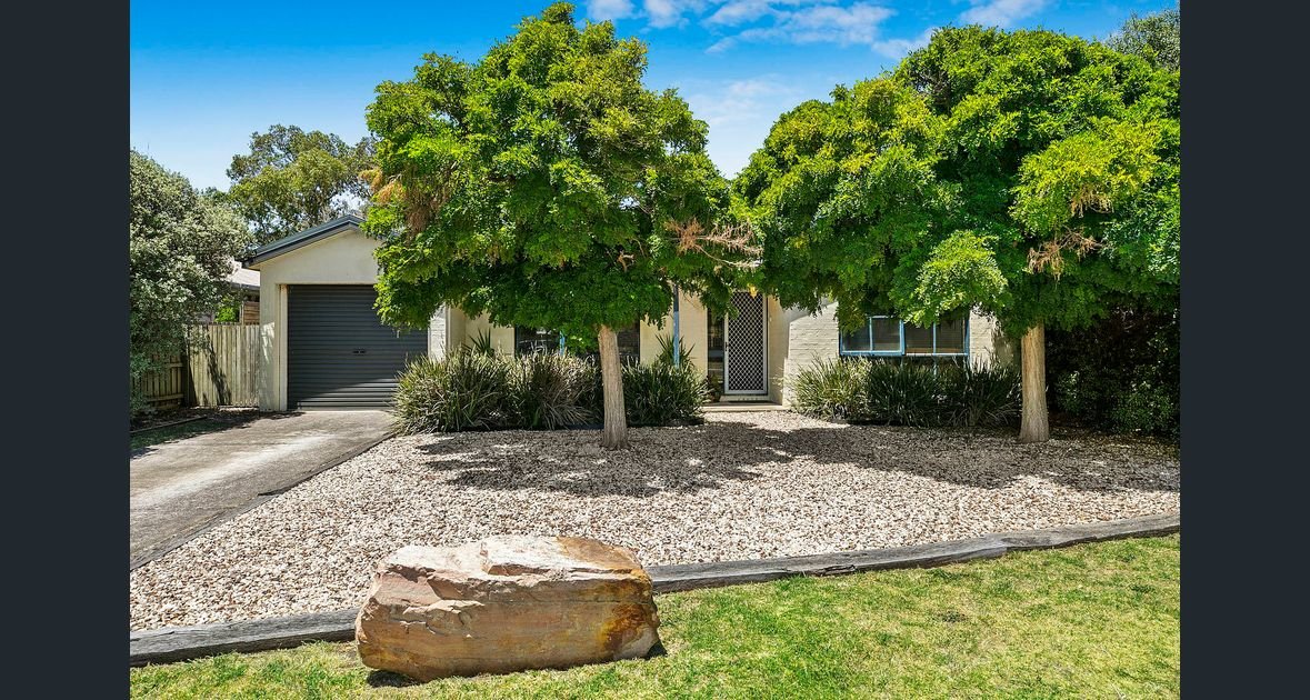 Real Estate and Property in 7 Peterho Boulevard, Point Lonsdale, VIC