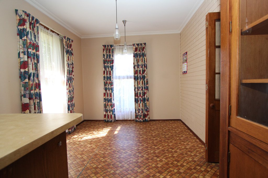 7 Phillip Street WENDOUREE 3