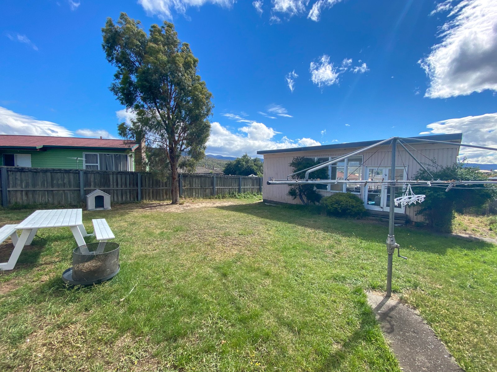 7 Phillips Avenue NEW NORFOLK 8