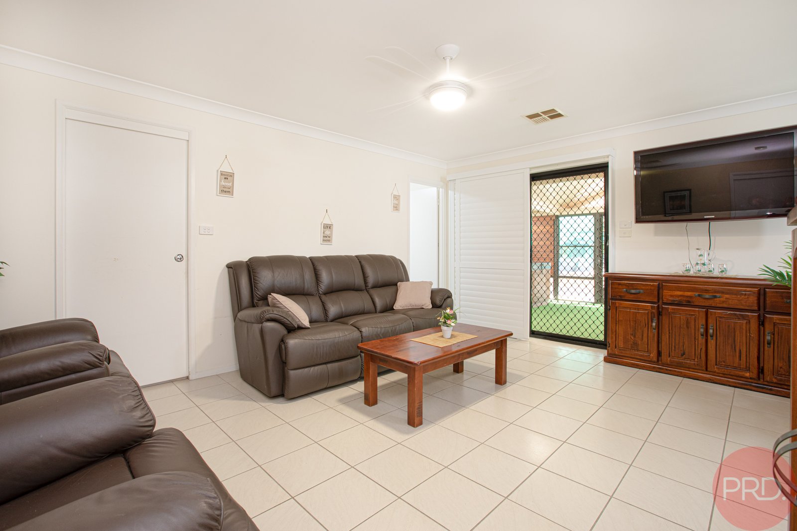 7 Pinetree Place ASHTONFIELD 8