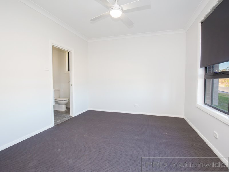 7 Pinfly Street CHISHOLM 6
