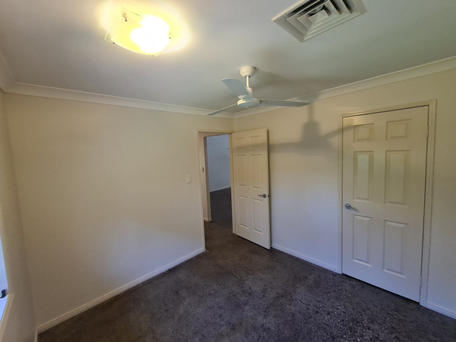 7 Plimsoll Court TANNUM SANDS 21