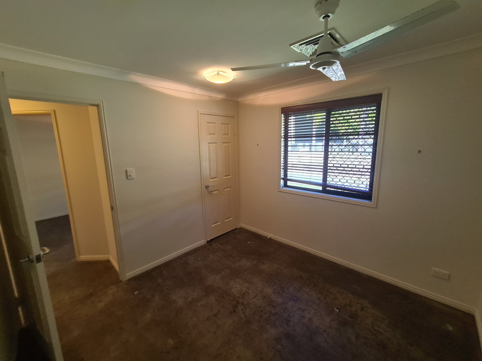 7 Plimsoll Court TANNUM SANDS 12