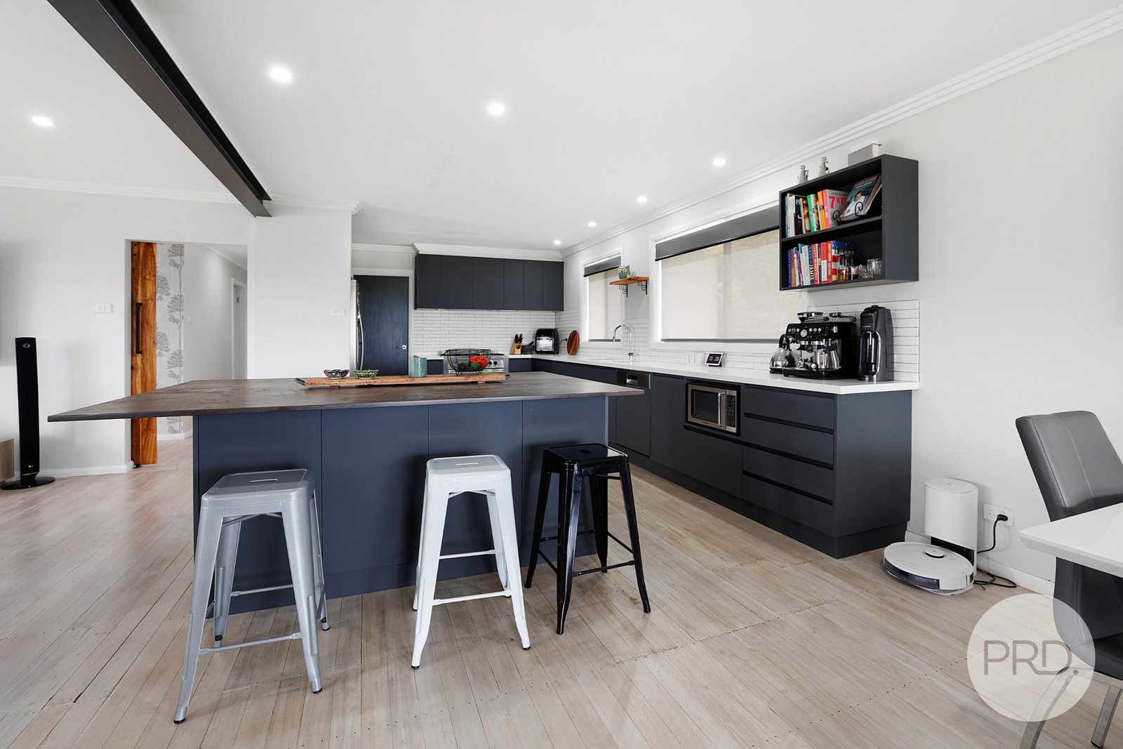 7 Poolya Avenue TAMWORTH 8