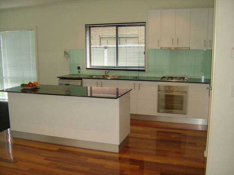 Gallery: 7 Portmans Lane