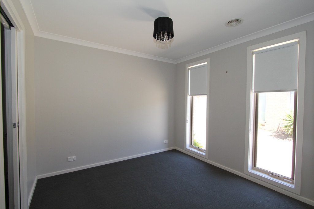 7 Pozieres Place SEBASTOPOL 5