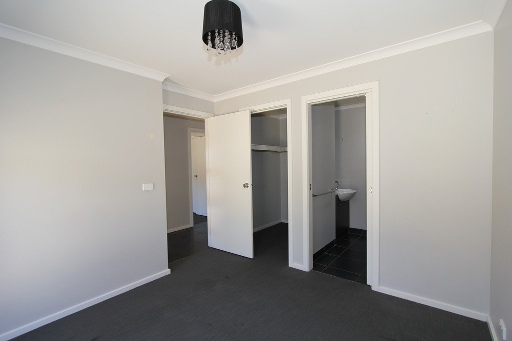 7 Pozieres Place SEBASTOPOL 6