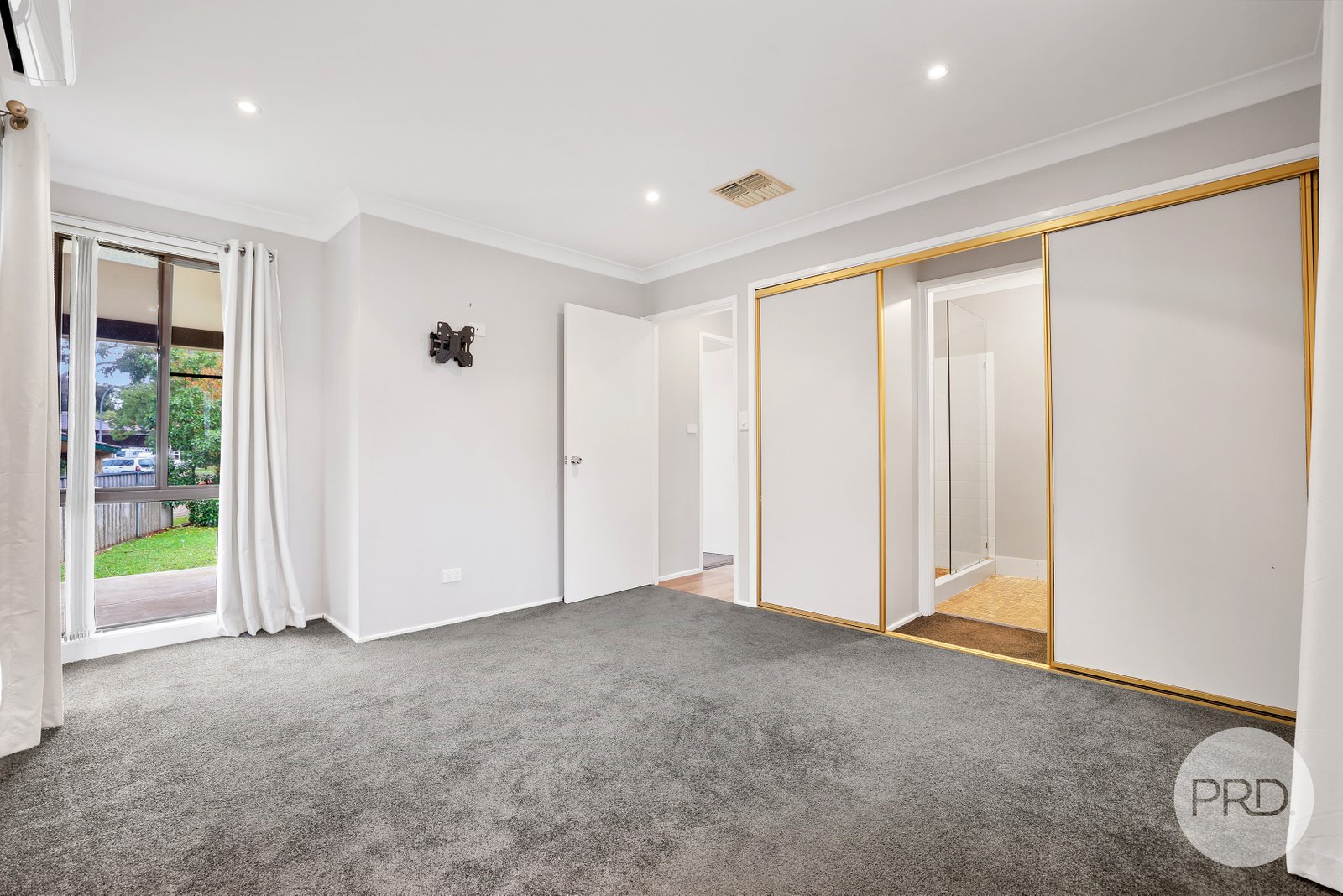 7 Prospect Close TAMWORTH 16