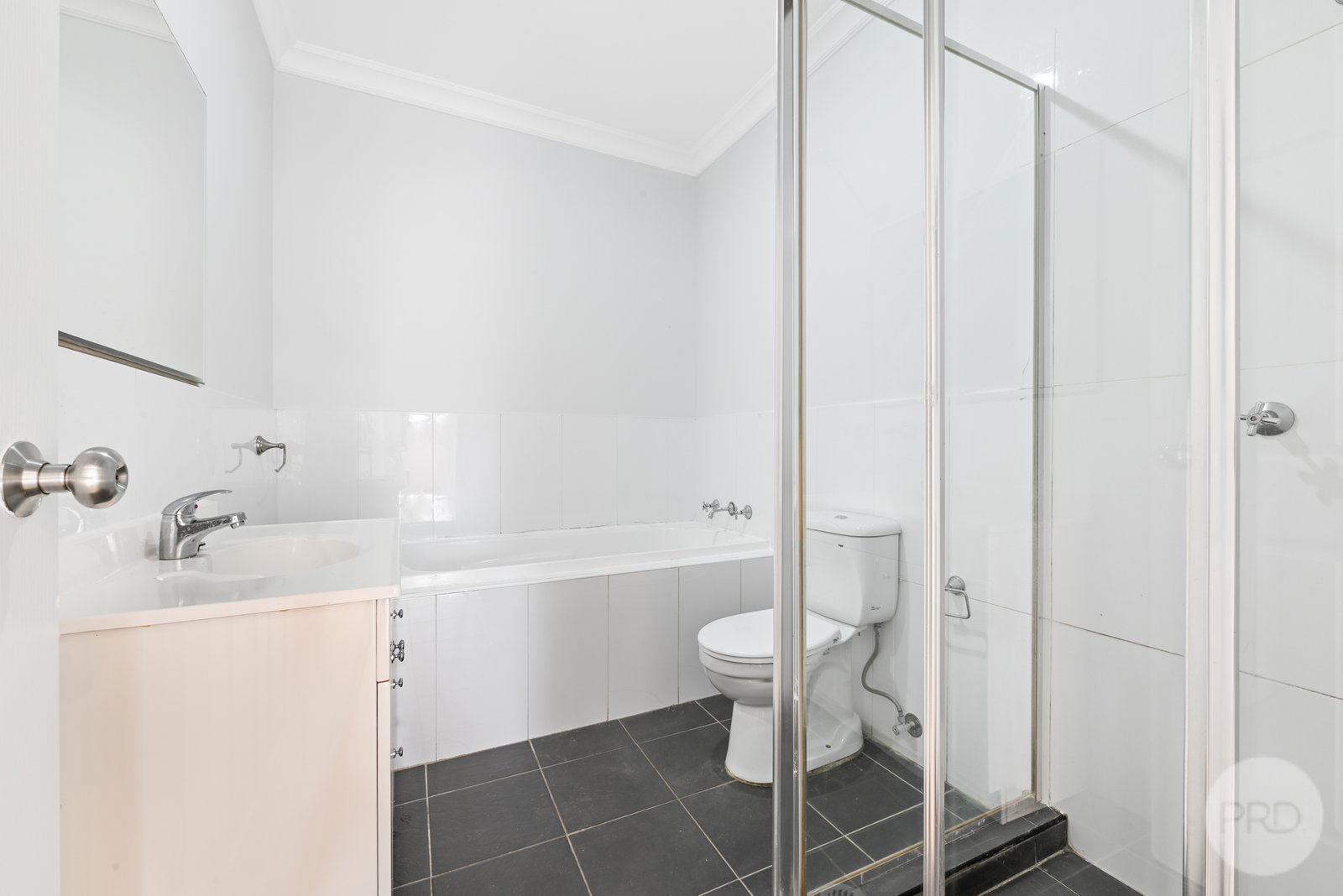 7 Prospect Lane CARLTON 9