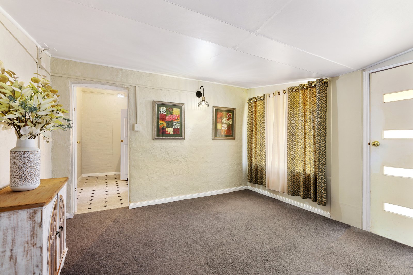 7 Railway Parade MANILLA 7