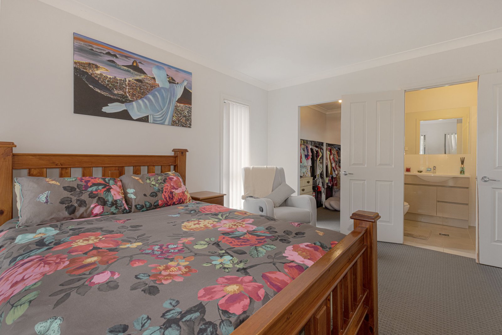 7 Rampling Avenue NORTH ROTHBURY 19