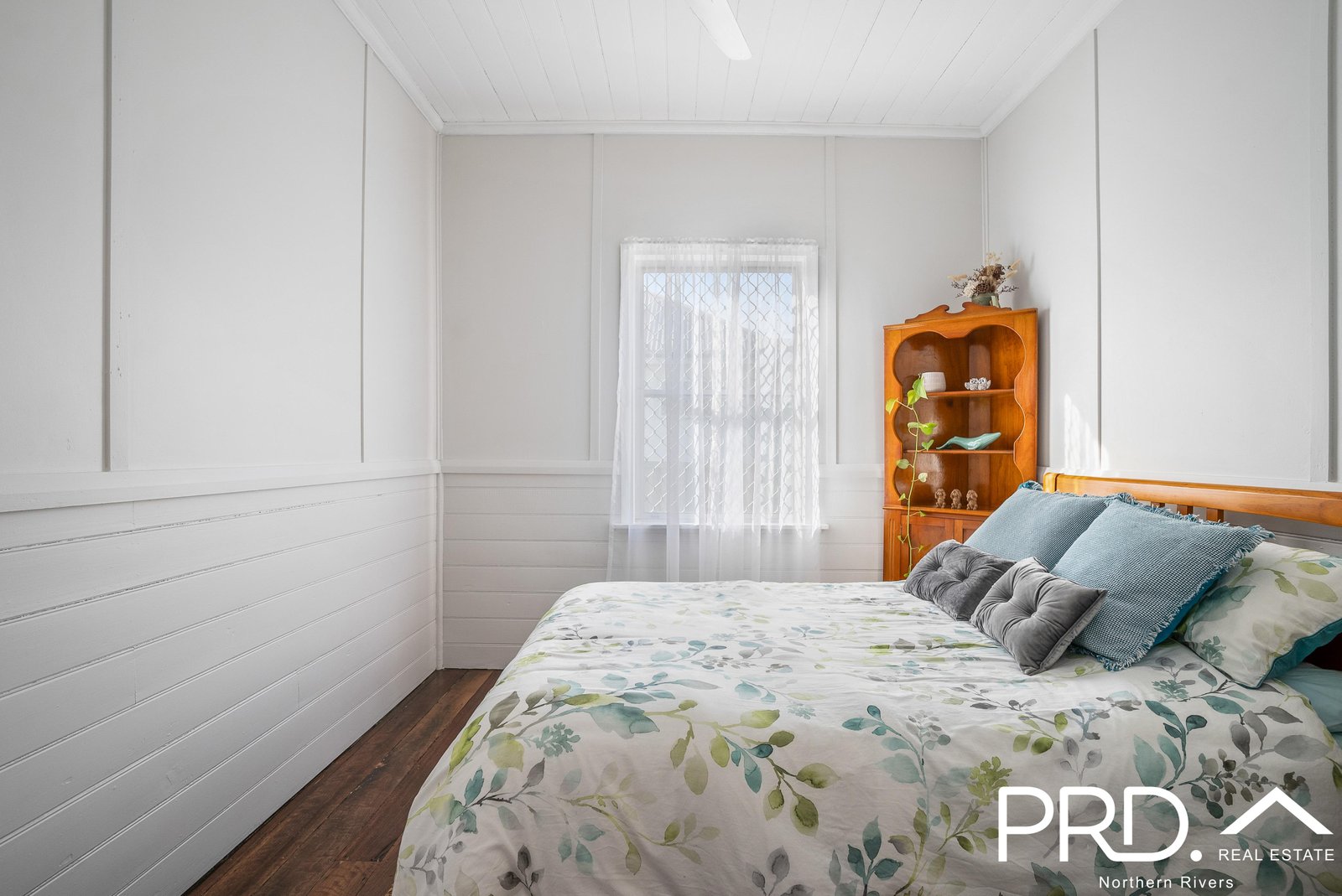 7 Raphael Parade CASINO 13