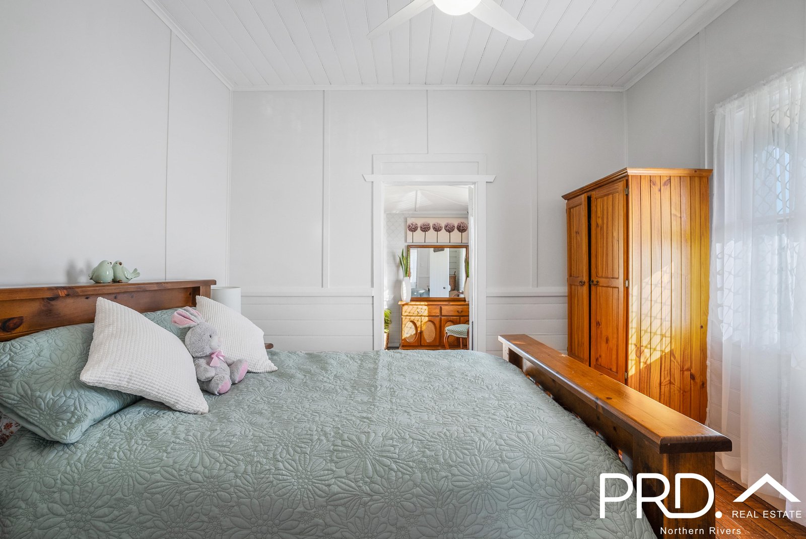 7 Raphael Parade CASINO 16