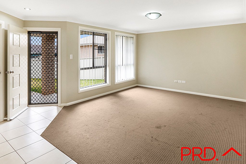 7 Red Cedar Cove TAMWORTH 2