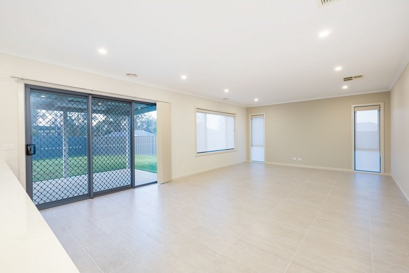 7 Redbox Drive THURGOONA 5