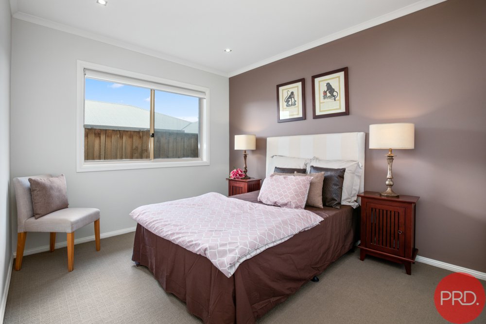 7 Redgum Circuit ABERGLASSLYN 11