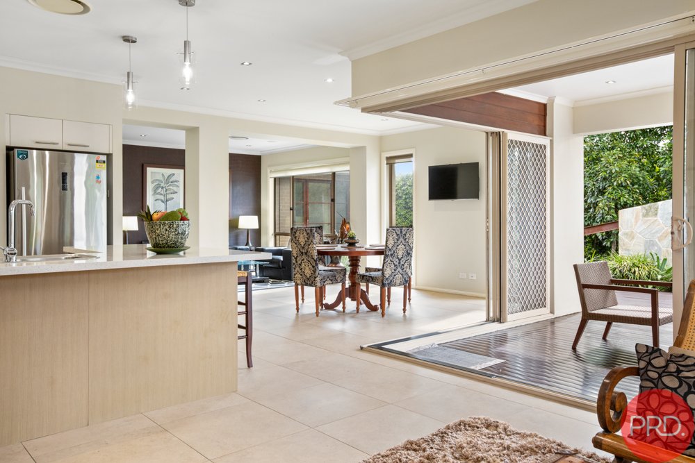 7 Redgum Circuit ABERGLASSLYN 15