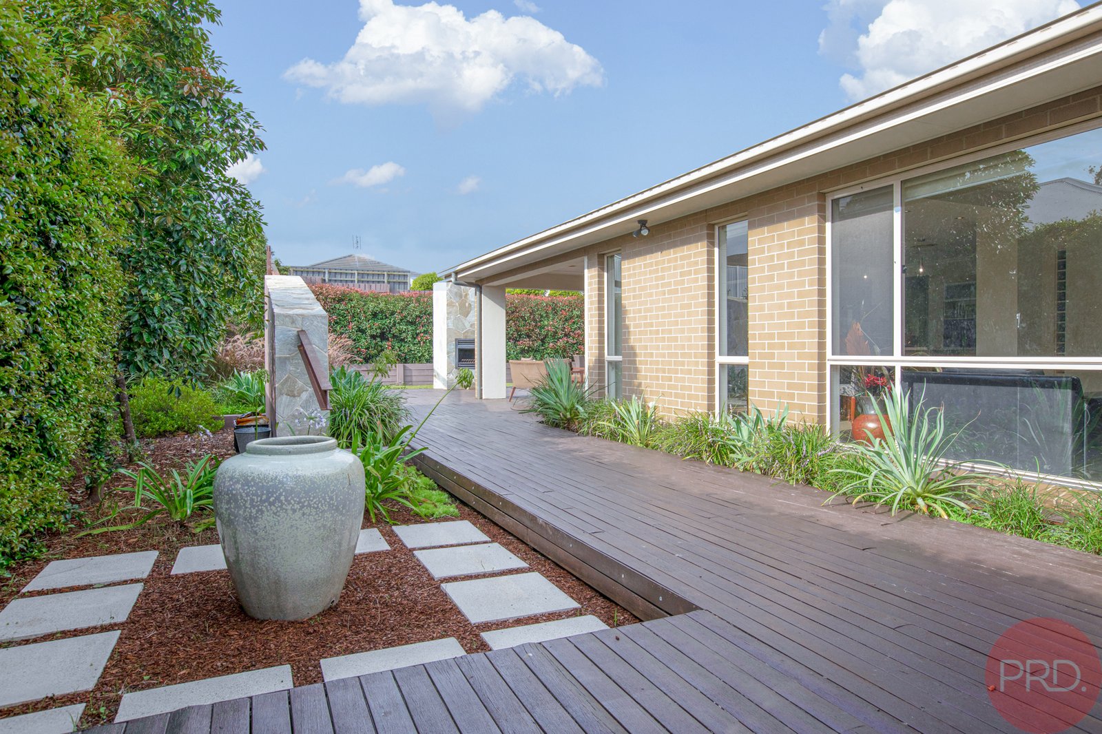 7 Redgum Circuit ABERGLASSLYN 20