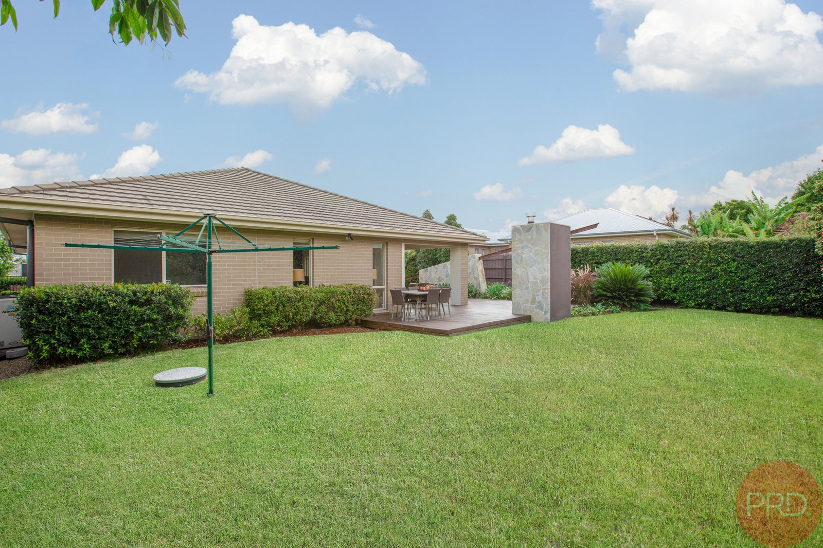 7 Redgum Circuit ABERGLASSLYN 23