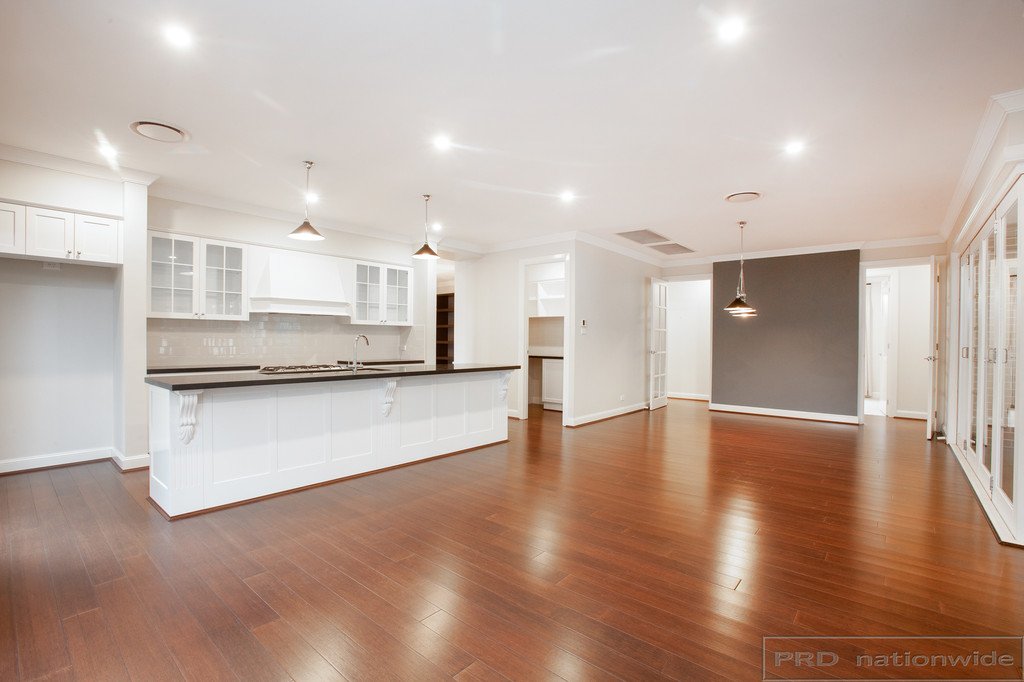 7 Redtail Street CHISHOLM 8