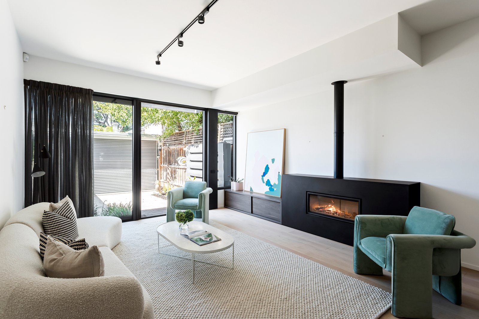 Real Estate and Property in 7 Reed Street, Albert Park, VIC