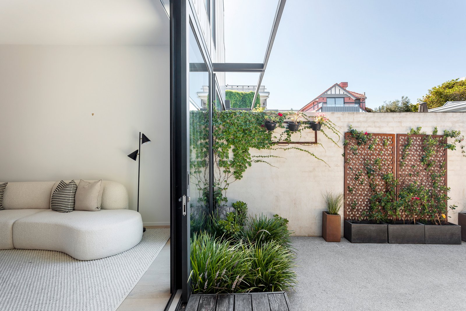 Real Estate and Property in 7 Reed Street, Albert Park, VIC