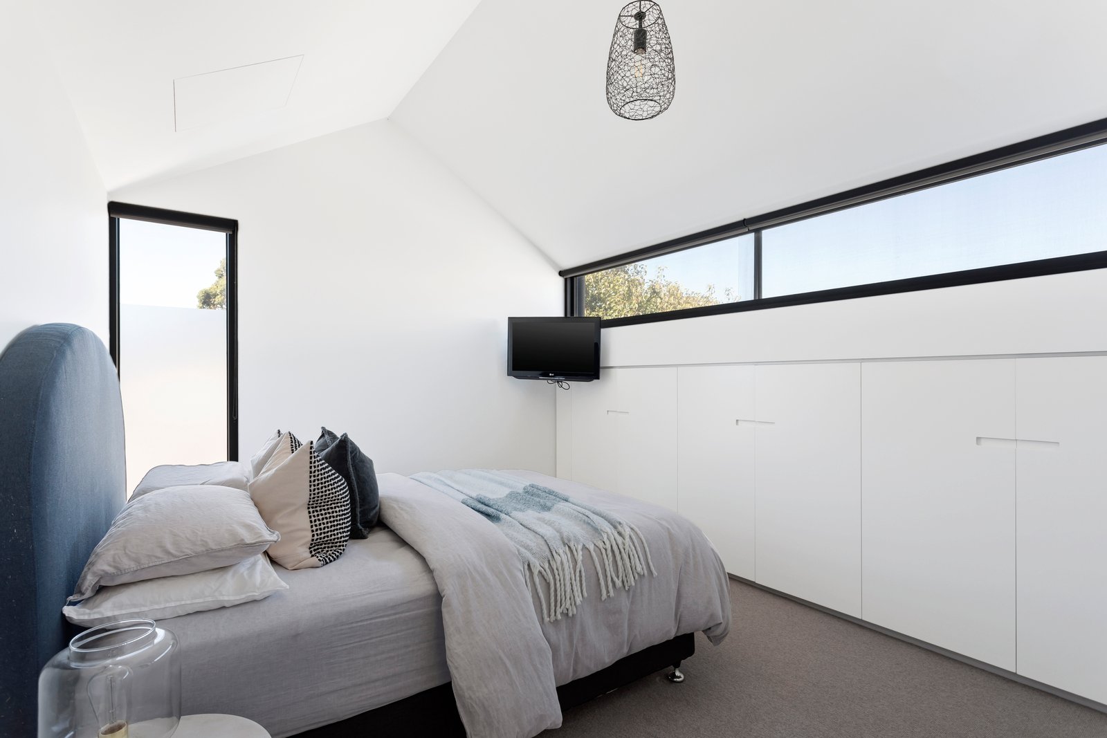 Real Estate and Property in 7 Reed Street, Albert Park, VIC