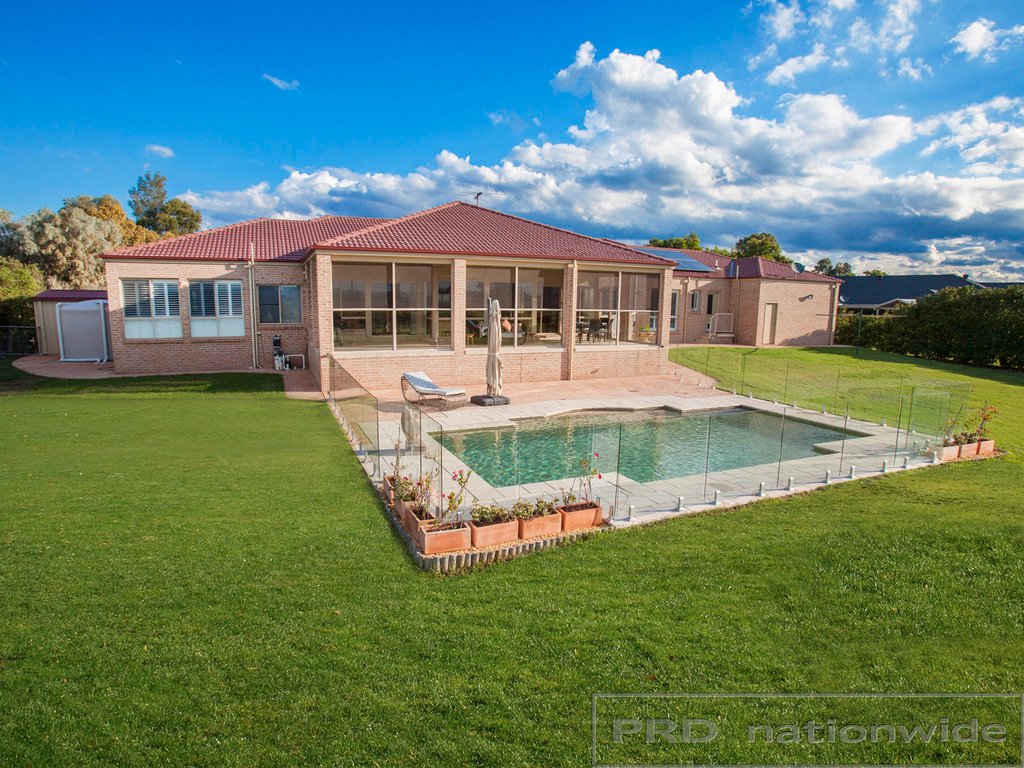 7 Reflection Drive LOUTH PARK 6