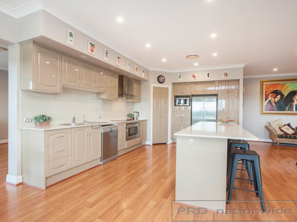 7 Reflection Drive LOUTH PARK 12