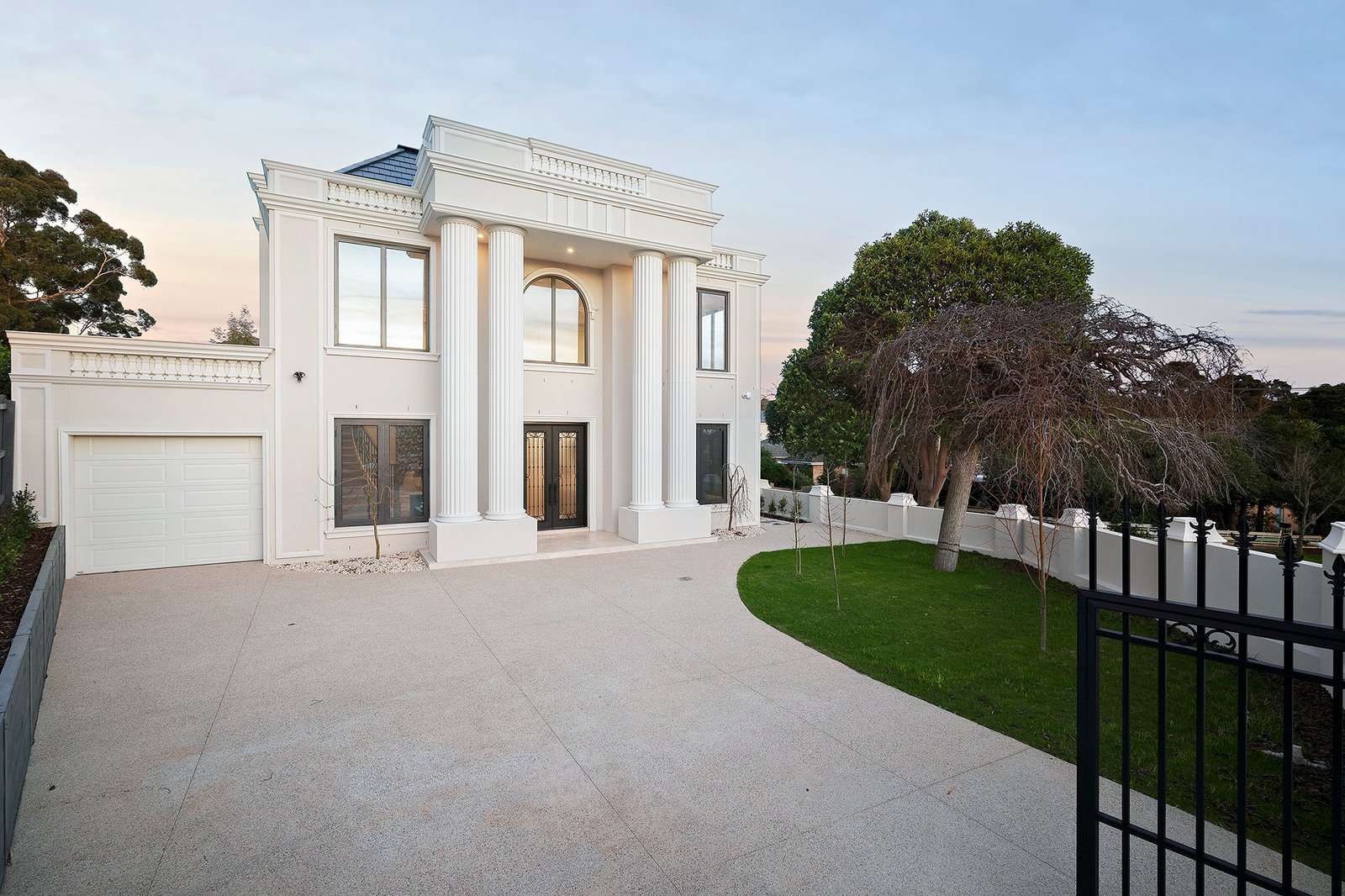 Real Estate and Property in 7 Renown Street, Balwyn North, VIC