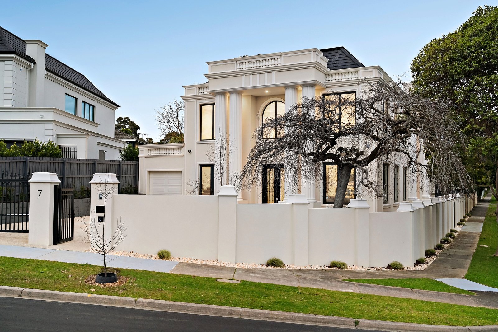 Real Estate and Property in 7 Renown Street, Balwyn North, VIC