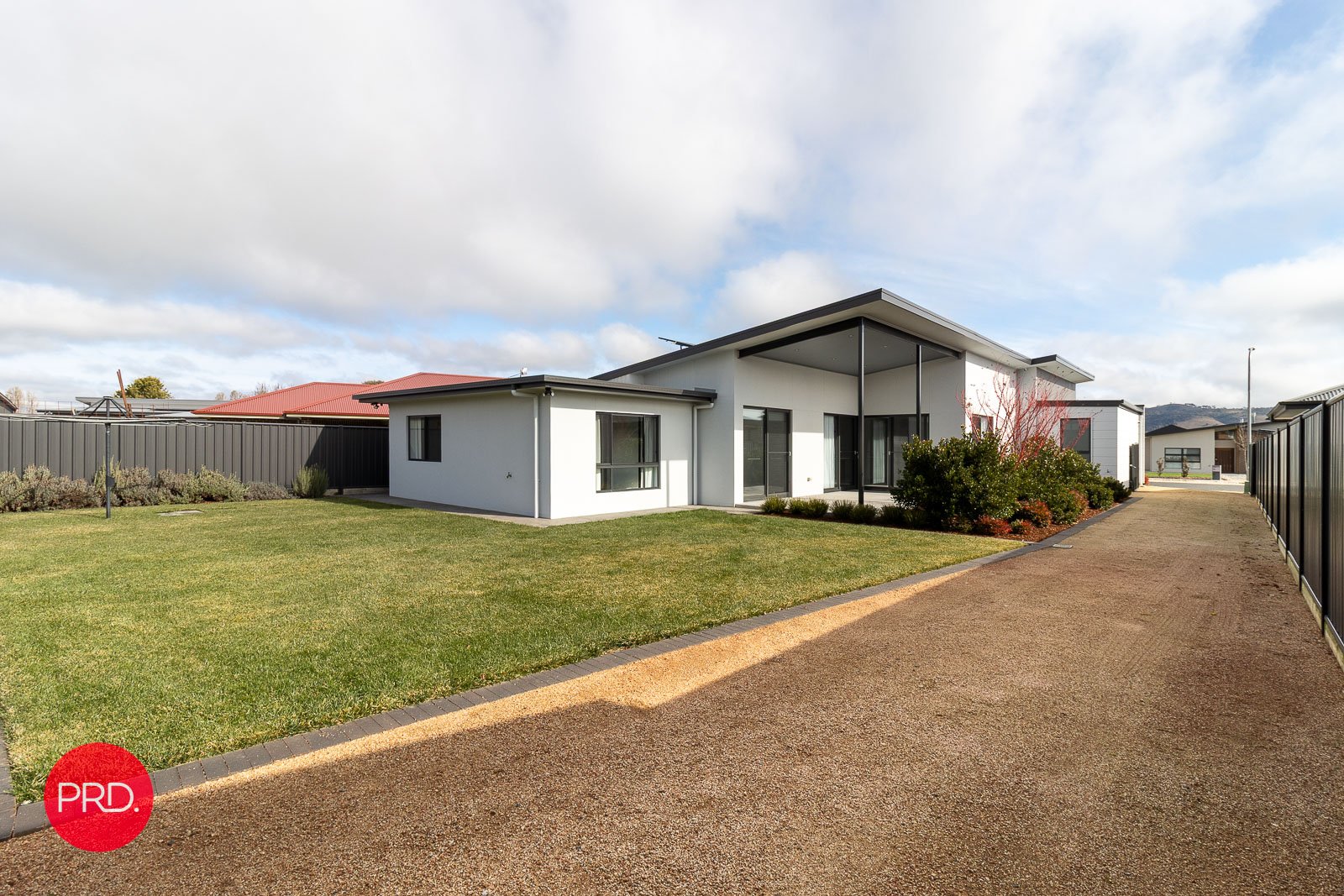 7 Ricketts Place BUNGENDORE 23