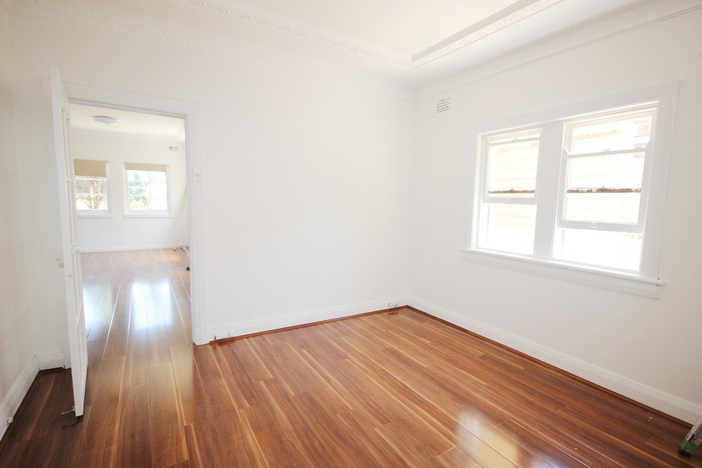 7 Robert Street SANS SOUCI 3