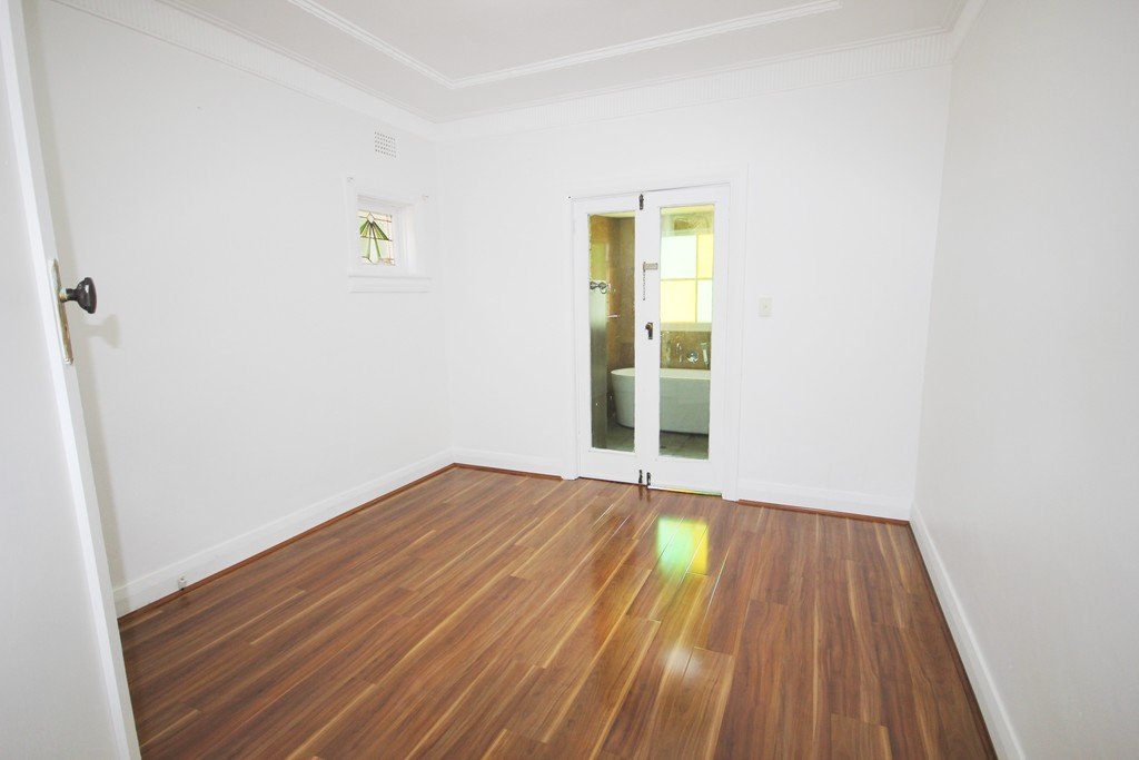 7 Robert Street SANS SOUCI 4