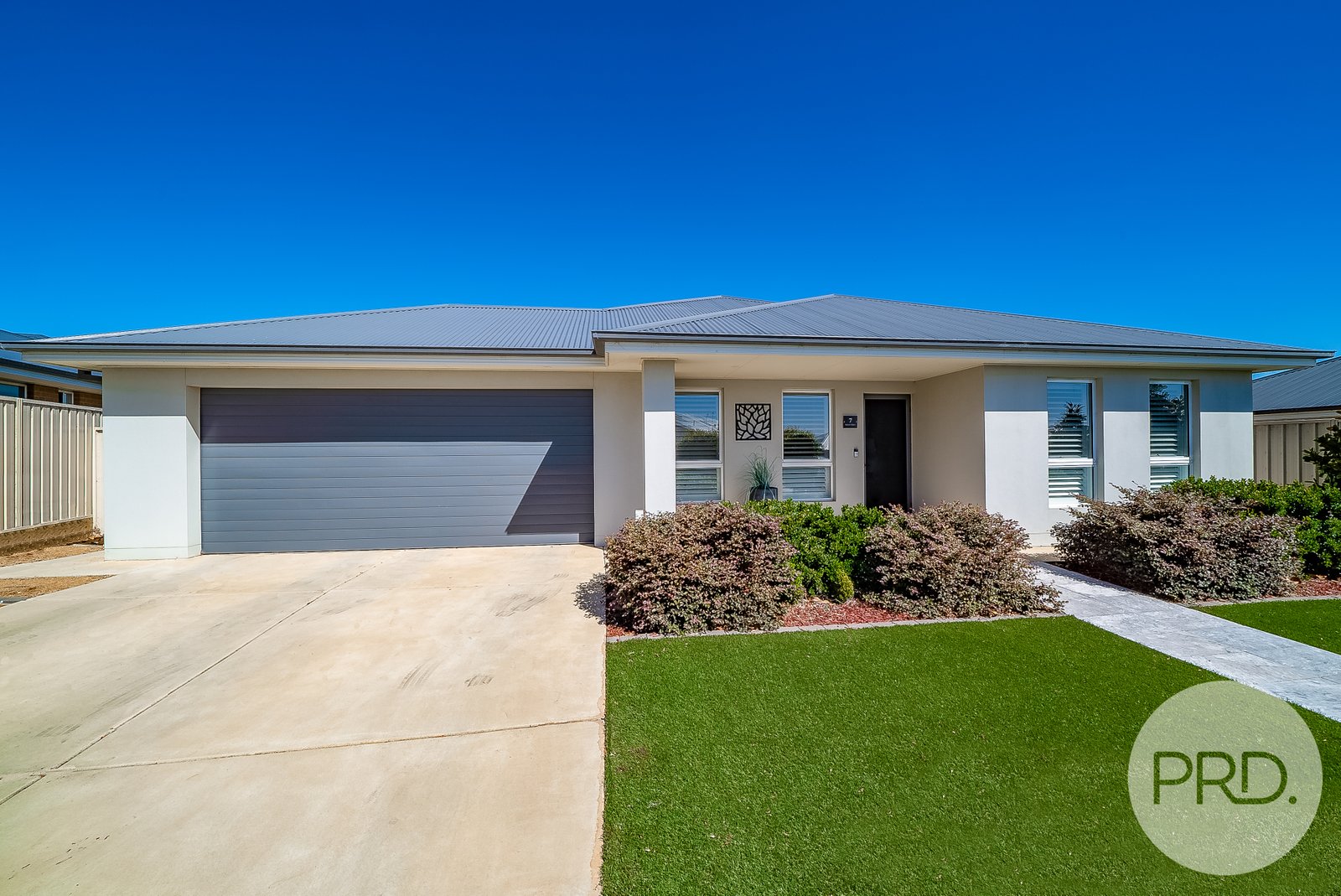 7 Ronald Street GOBBAGOMBALIN 1