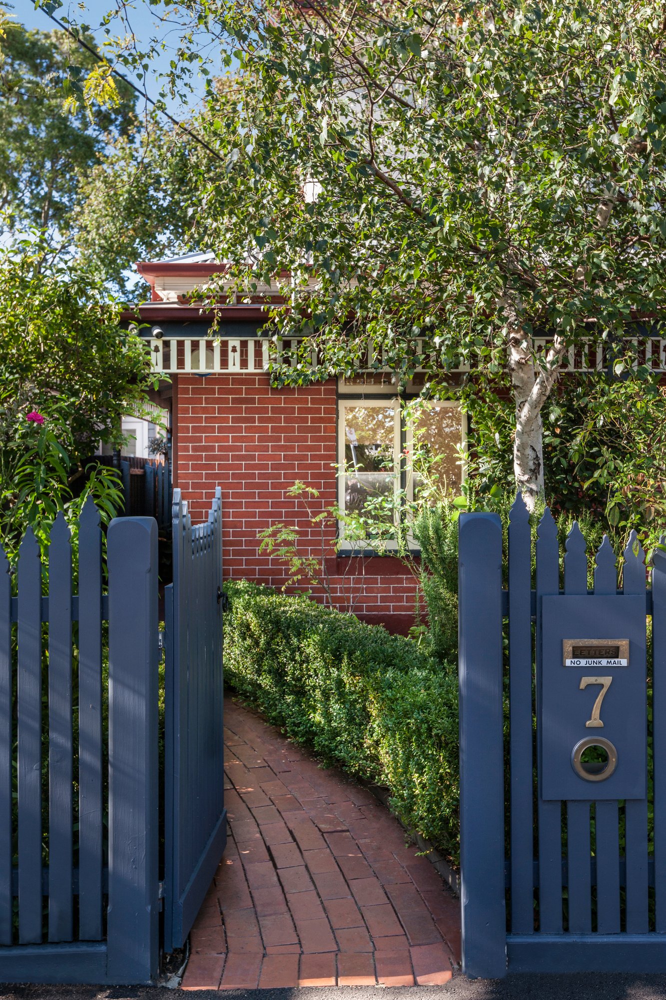 Gallery: 7 Rooding Street