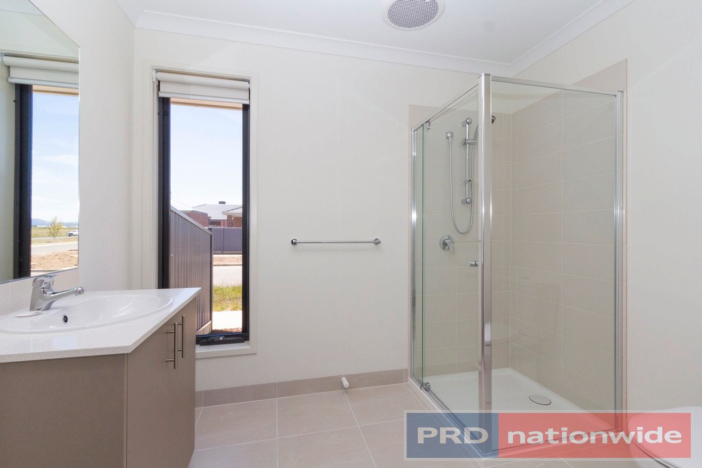 7 Roscommon Avenue ALFREDTON 8