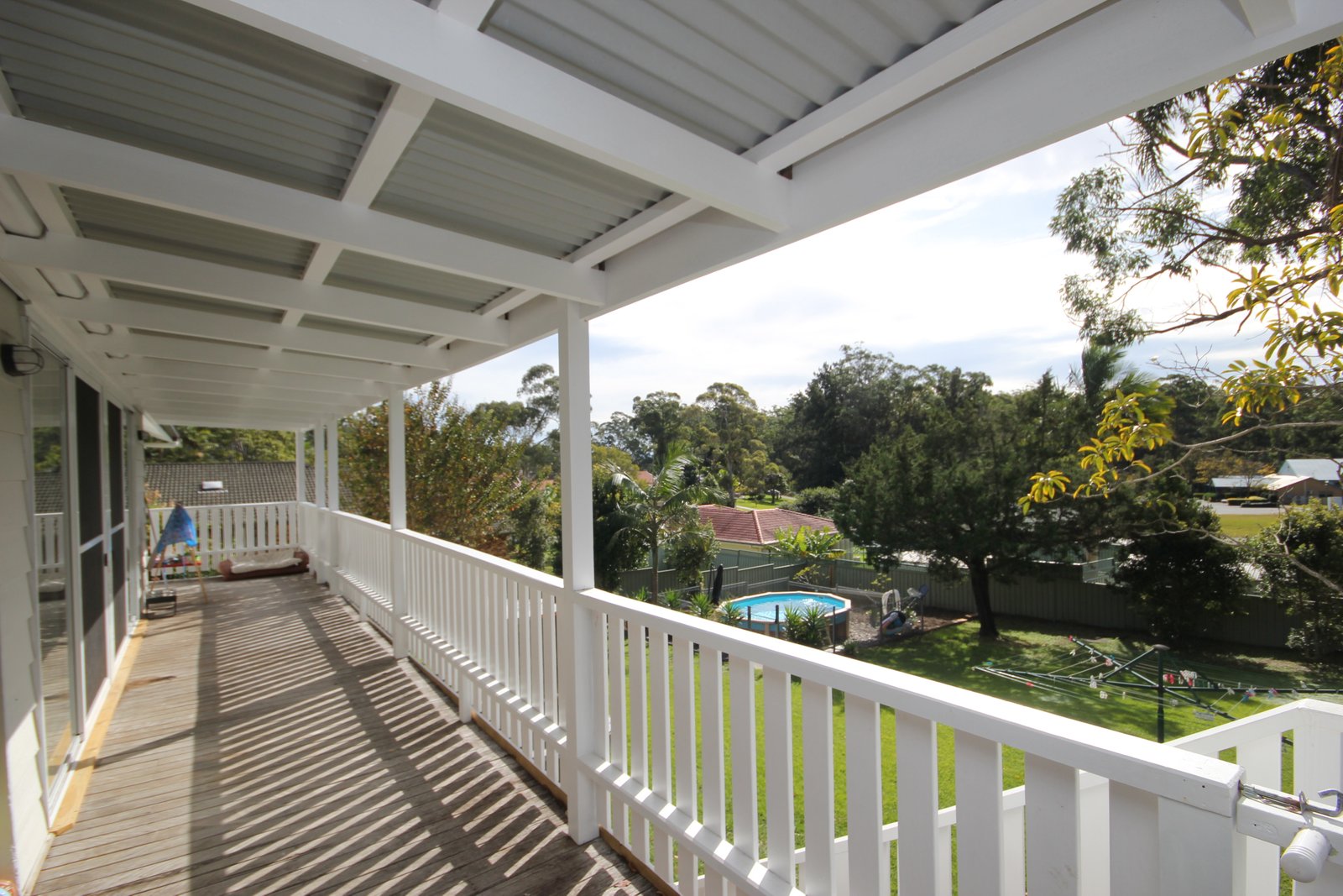 7 Rosewood Court LAKEWOOD 16