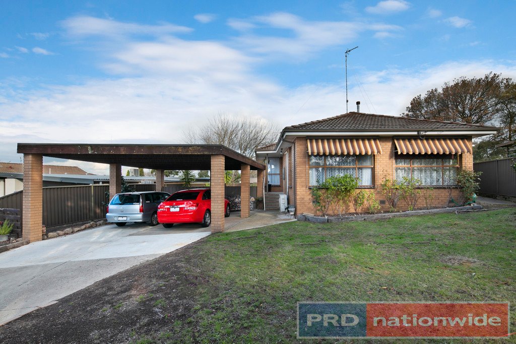 7 Rotherwood Street WENDOUREE 1