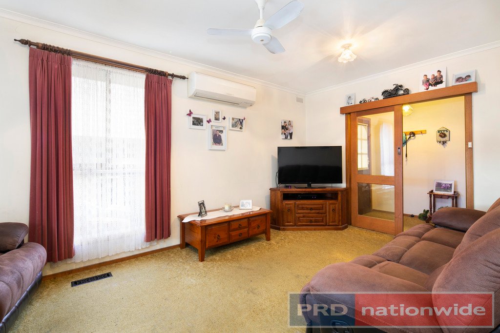 7 Rotherwood Street WENDOUREE 2