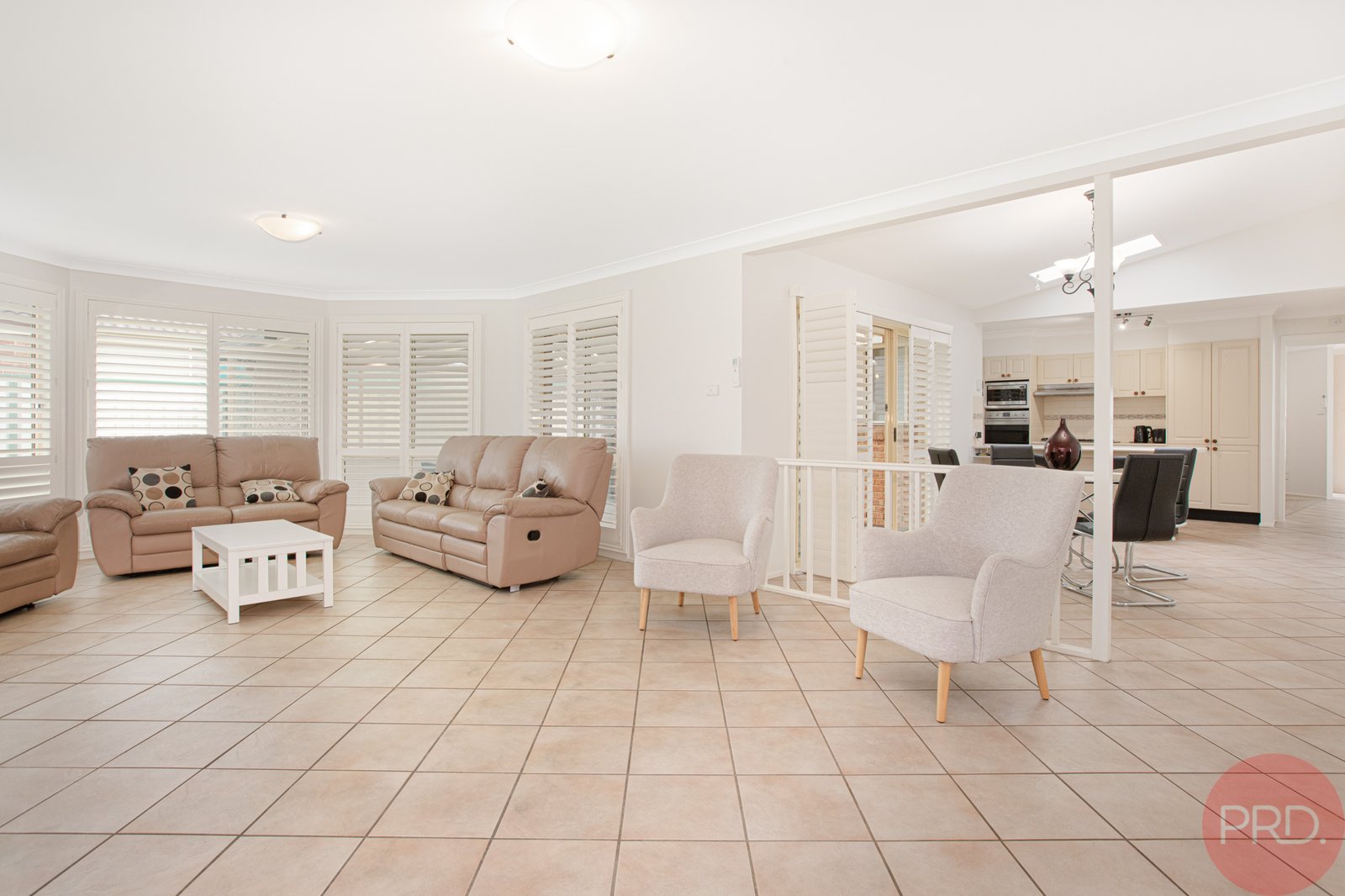 7 Royal Oak Avenue THORNTON 2