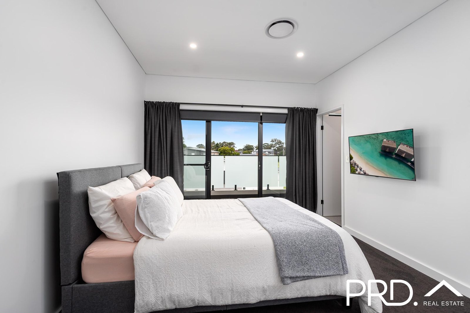 7 Ruthven Avenue MILPERRA 4