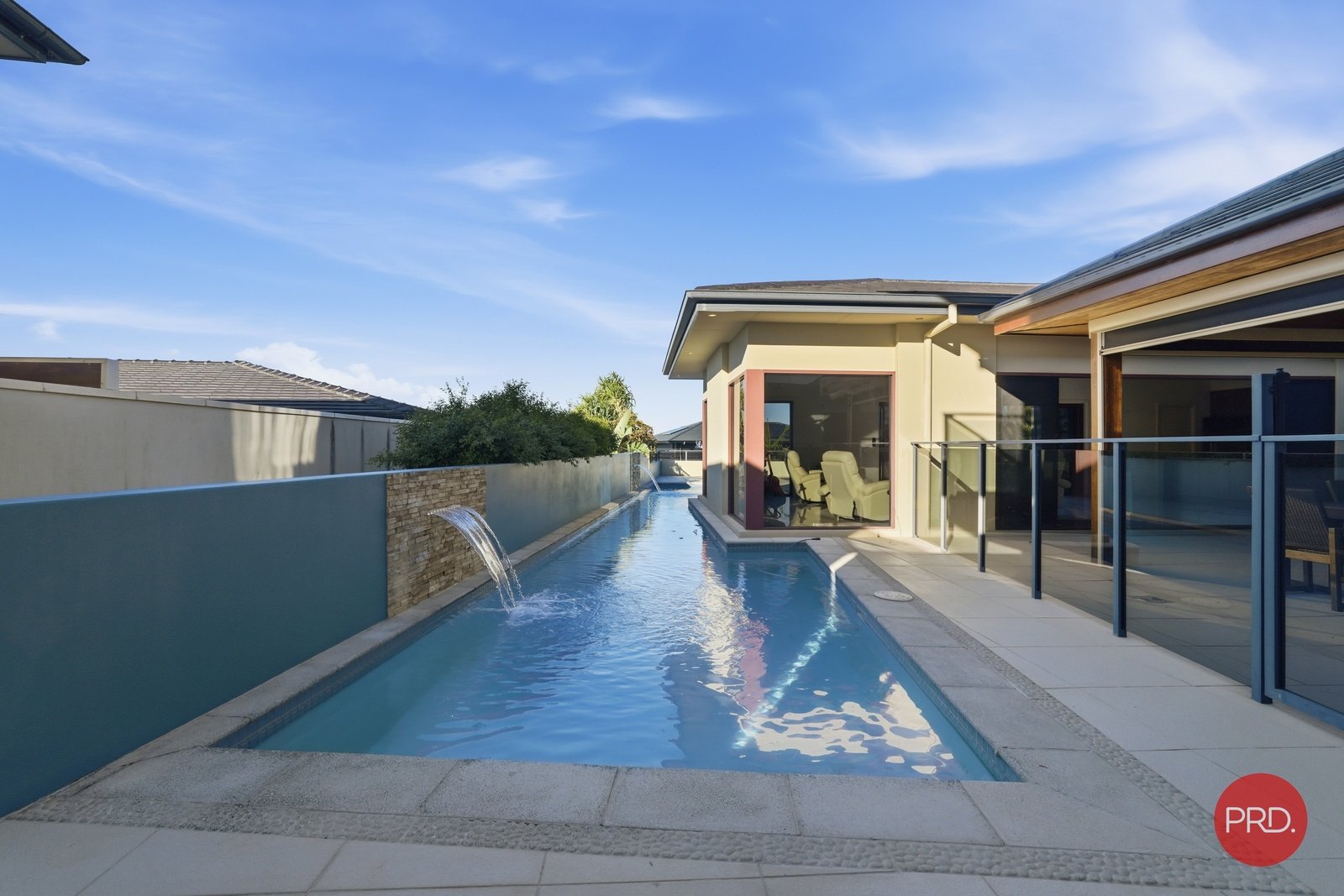 7 San Simeon Circuit SAPPHIRE BEACH 8