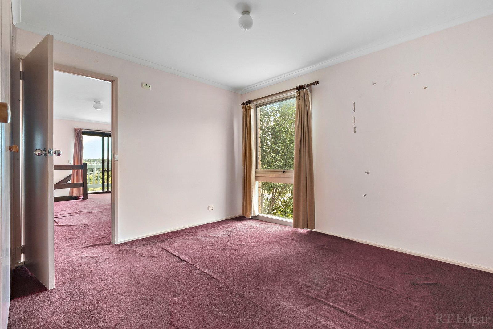 Real Estate and Property in 7 Sanders Road, Doncaster East, VIC