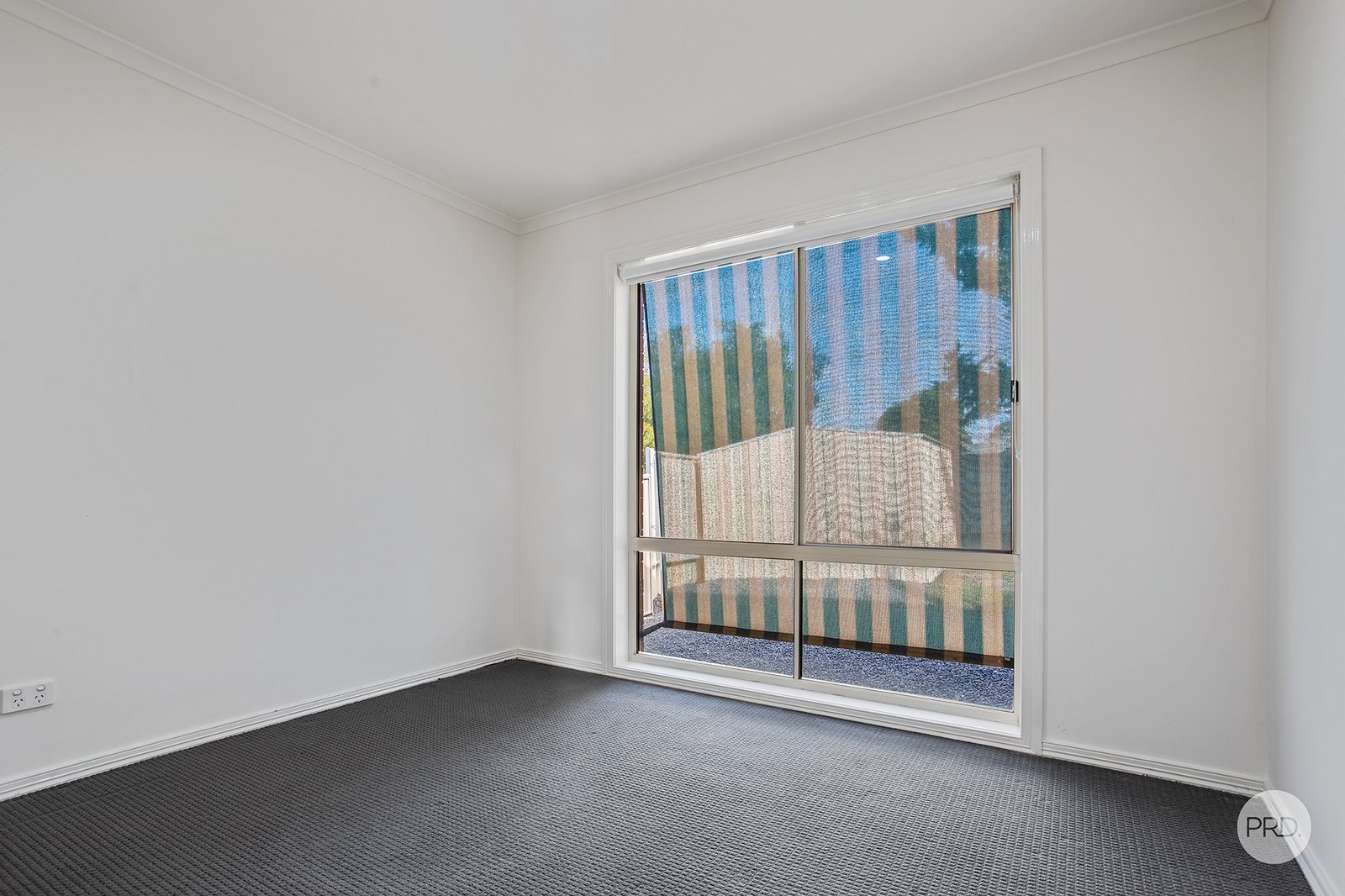 7 Sandner Grove GOLDEN SQUARE 10